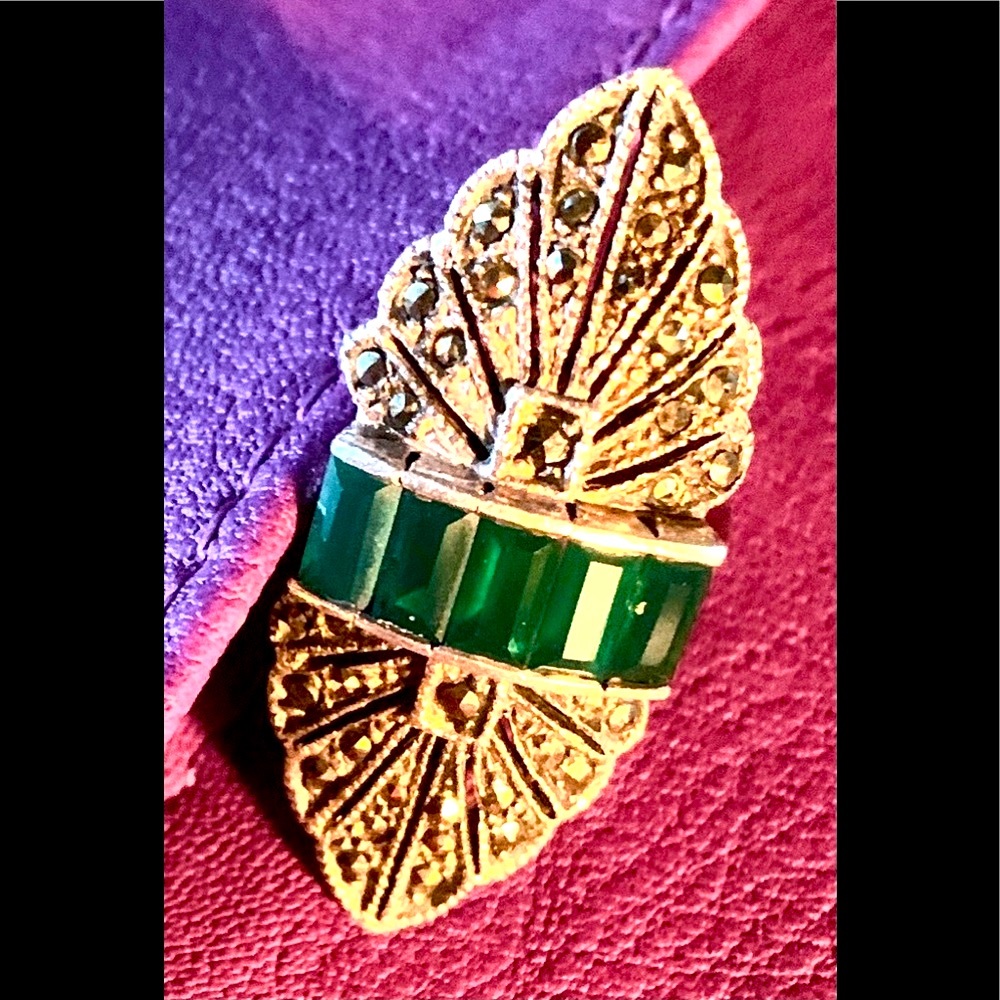 Sterling Silver & Marcasite Green Stone Ring